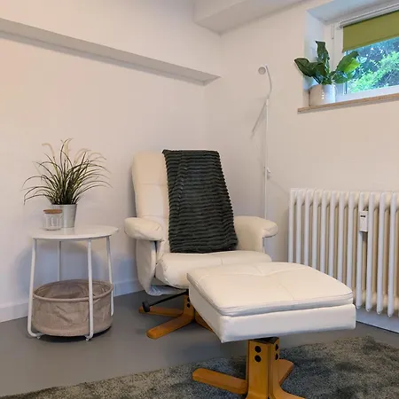 홈스테이 Gaestezimmer Am Deister